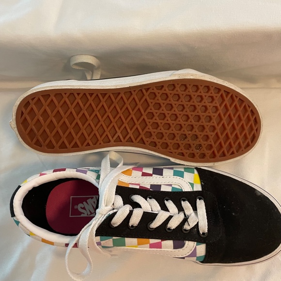 Vans shoes size 4 - Picture 2 of 3